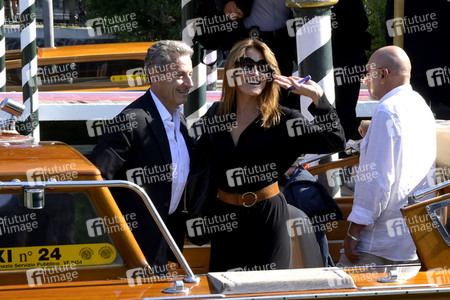 Ankunft von Carla Bruni und Nicolas Sarkozy am Hotel Excelsior, Internationale Filmfestspiele von Venedig 2023