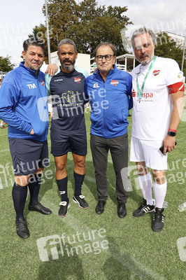 Benefiz-Fußballspiel 'Kicken mit Herz' 2023 in Hamburg