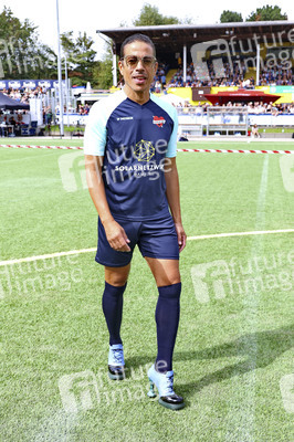 Benefiz-Fußballspiel 'Kicken mit Herz' 2023 in Hamburg