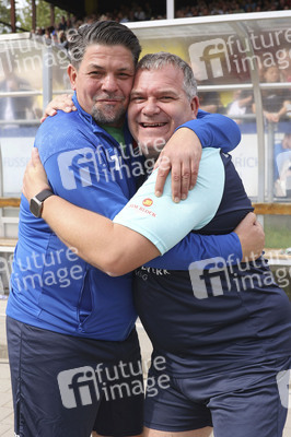 Benefiz-Fußballspiel 'Kicken mit Herz' 2023 in Hamburg