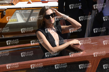 Ankunft von Nieves Álvarez am Hotel Excelsior, Internationale Filmfestspiele von Venedig 2023