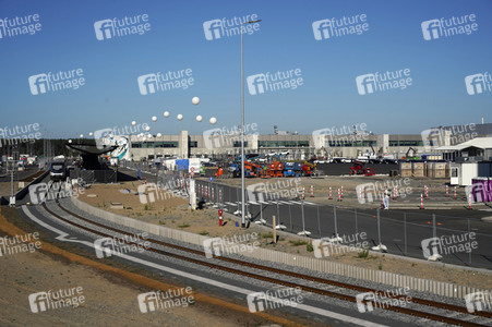 Start des eigenen Bahnshuttle zur Tesla Gigafactory 4 in Grünheide