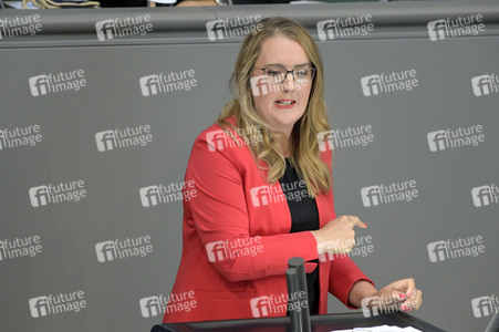 118. Sitzung des Deutschen Bundestages in Berlin