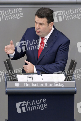 120. Sitzung des Deutschen Bundestages in Berlin