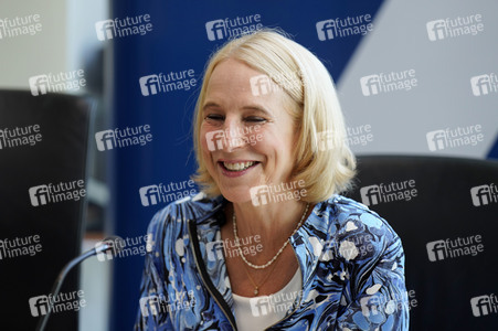 Podiumsdiskussion 'Bring Back Kids to Ukraine: Die Entführung ukrainischer Kinder' in Berlin