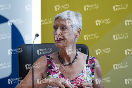 Podiumsdiskussion 'Bring Back Kids to Ukraine: Die Entführung ukrainischer Kinder' in Berlin