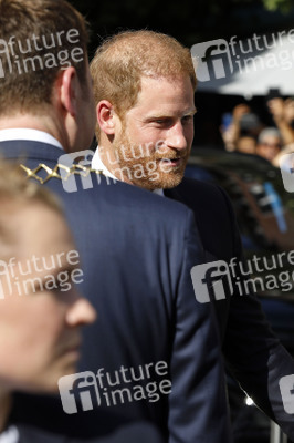 Boris Pistorius und Prinz Harry besuchen das Rathaus in Düsseldorf
