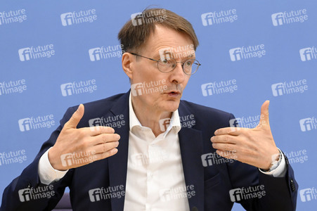 Bundespressekonferenz Krankenhaustransparenzgesetz in Berlin