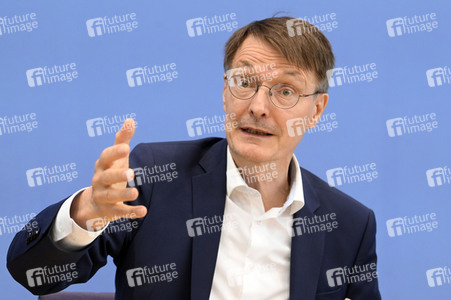 Bundespressekonferenz Krankenhaustransparenzgesetz in Berlin