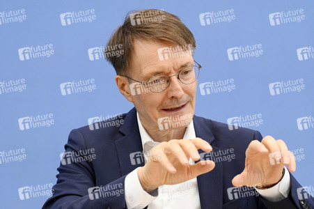 Bundespressekonferenz Krankenhaustransparenzgesetz in Berlin