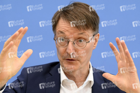 Bundespressekonferenz Krankenhaustransparenzgesetz in Berlin