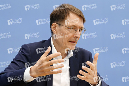 Bundespressekonferenz Krankenhaustransparenzgesetz in Berlin