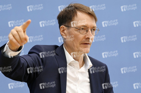 Bundespressekonferenz Krankenhaustransparenzgesetz in Berlin