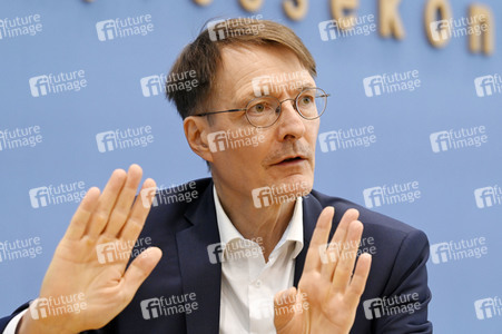 Bundespressekonferenz Krankenhaustransparenzgesetz in Berlin
