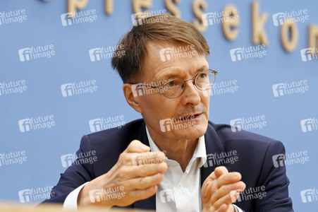 Bundespressekonferenz Krankenhaustransparenzgesetz in Berlin