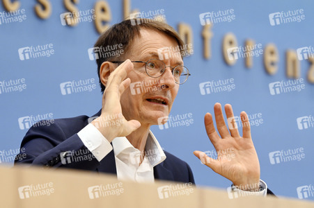 Bundespressekonferenz Krankenhaustransparenzgesetz in Berlin