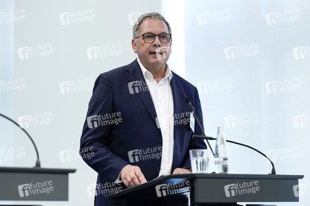 Pressekonferenz zu den Ergebnissen des Runden Tischs Long Covid in Berlin