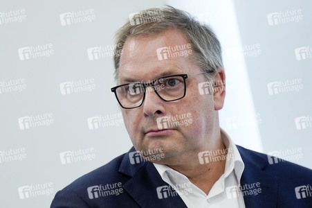 Pressekonferenz zu den Ergebnissen des Runden Tischs Long Covid in Berlin
