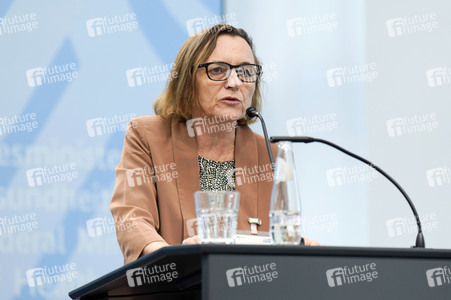 Pressekonferenz zu den Ergebnissen des Runden Tischs Long Covid in Berlin