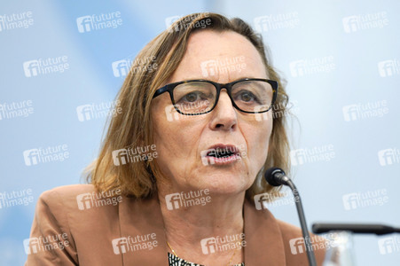 Pressekonferenz zu den Ergebnissen des Runden Tischs Long Covid in Berlin