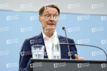 Pressekonferenz zu den Ergebnissen des Runden Tischs Long Covid in Berlin