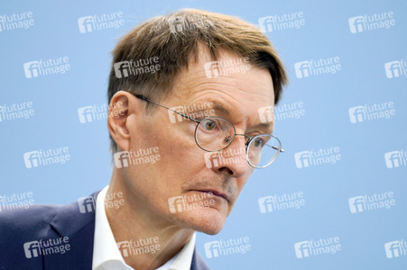 Pressekonferenz zu den Ergebnissen des Runden Tischs Long Covid in Berlin