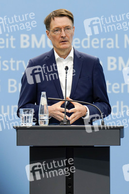 Pressekonferenz zu den Ergebnissen des Runden Tischs Long Covid in Berlin