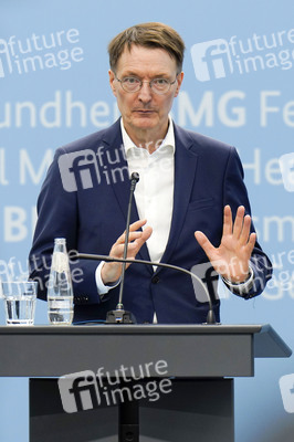 Pressekonferenz zu den Ergebnissen des Runden Tischs Long Covid in Berlin