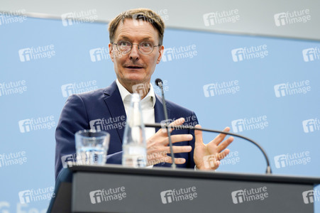 Pressekonferenz zu den Ergebnissen des Runden Tischs Long Covid in Berlin