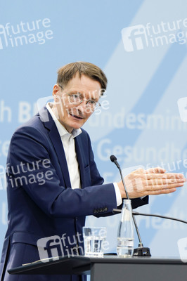 Pressekonferenz zu den Ergebnissen des Runden Tischs Long Covid in Berlin