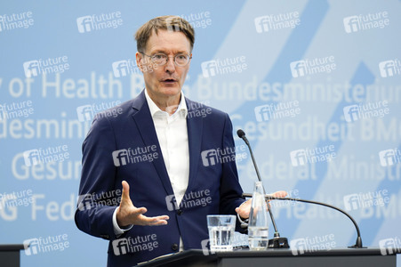 Pressekonferenz zu den Ergebnissen des Runden Tischs Long Covid in Berlin