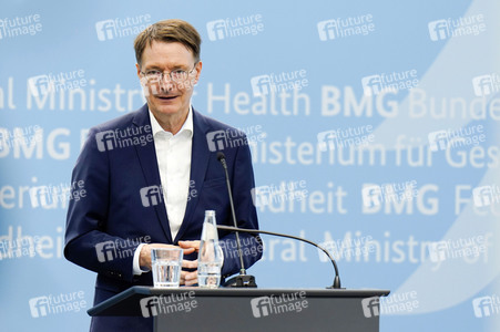 Pressekonferenz zu den Ergebnissen des Runden Tischs Long Covid in Berlin