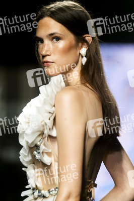 Claro Couture Fashion Show auf der 78. Mercedes-Benz Fashion Week Madrid