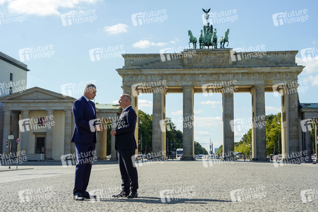 Vitali Klitschko und Kai Wegner am Brandenburger Tor