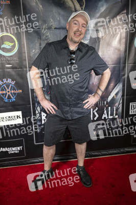 Filmpremiere 'Beneath Us All' in Los Angeles
