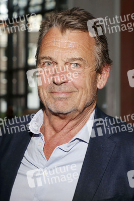 Theaterpremiere 'Falsche Schlange' in Hamburg