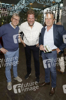 Theaterpremiere 'Falsche Schlange' in Hamburg