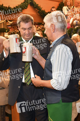 Wiesn Anstich im Schottenhamel Festzelt auf dem Oktoberfest 2023 in München