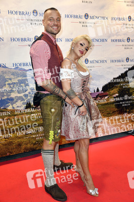 Wiesn Anstich 2023 im Hofbräu Berlin