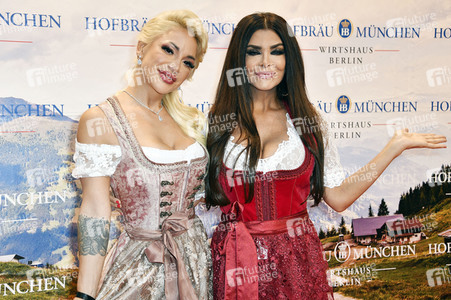 Wiesn Anstich 2023 im Hofbräu Berlin