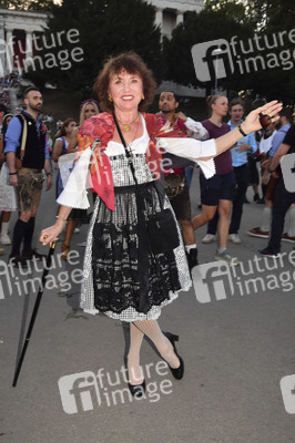 Almauftrieb beim Oktoberfest 2023 in München