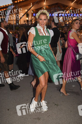 Almauftrieb beim Oktoberfest 2023 in München