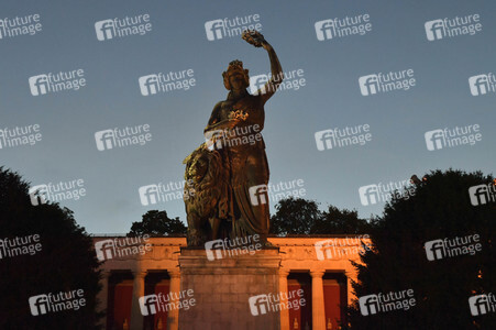 Almauftrieb beim Oktoberfest 2023 in München