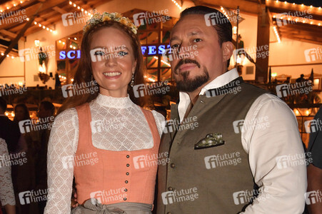 Almauftrieb beim Oktoberfest 2023 in München