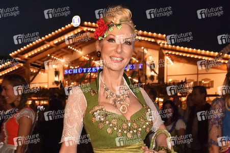 Almauftrieb beim Oktoberfest 2023 in München