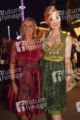 Almauftrieb beim Oktoberfest 2023 in München