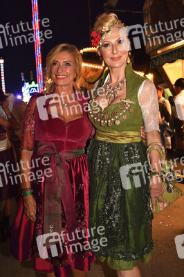 Almauftrieb beim Oktoberfest 2023 in München