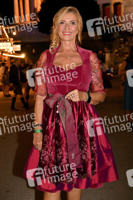 Almauftrieb beim Oktoberfest 2023 in München