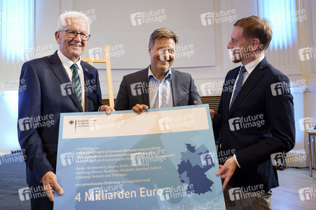 Konferenz 'Mikroelektronik: Schlüssel zur Transformation' in Berlin