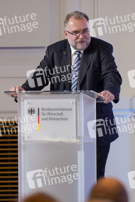 Konferenz 'Mikroelektronik: Schlüssel zur Transformation' in Berlin